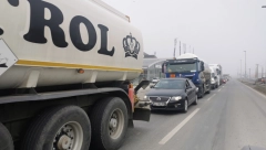 ZASPAO ZA VOLANOM NASRED AUTO-PUTA U SMEDEREVU Kamiondžija razbesneo vozače, formirala se kolona od tri kilometra!