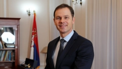 SINIŠA MALI ČESTITAO BOŽIĆ Samo u slozi i posvećeno možemo stvoriti bolje sutra i prosperitetniju Srbiju