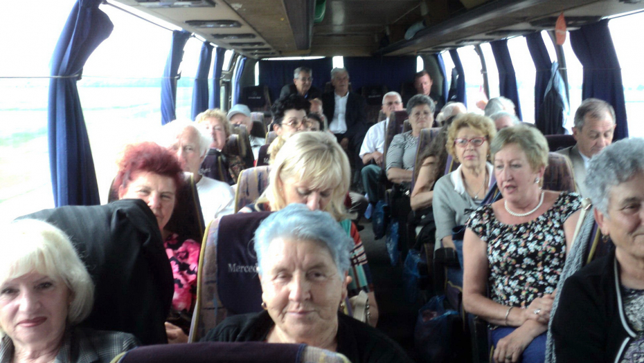 DRŽAVA PONOVO POMAŽE PENZIONERE Prijava počinje danas, a evo šta vam je potrebno od dokumenata!