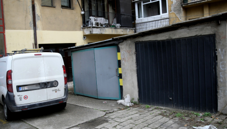 NAJNOVJI TREND U BEOGRADU! GARAŽE KUPUJU I ONI BEZ KOLA Koštaju do 20.000 evra i donose sjajnu zaradu!