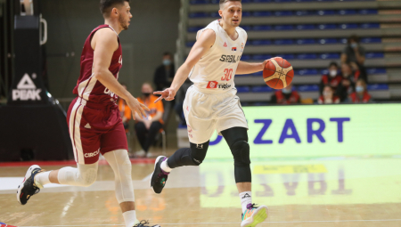 SELEKTOR LETONIJE ZAGRMEO! Sudije mu krive za poraz od Srbije!