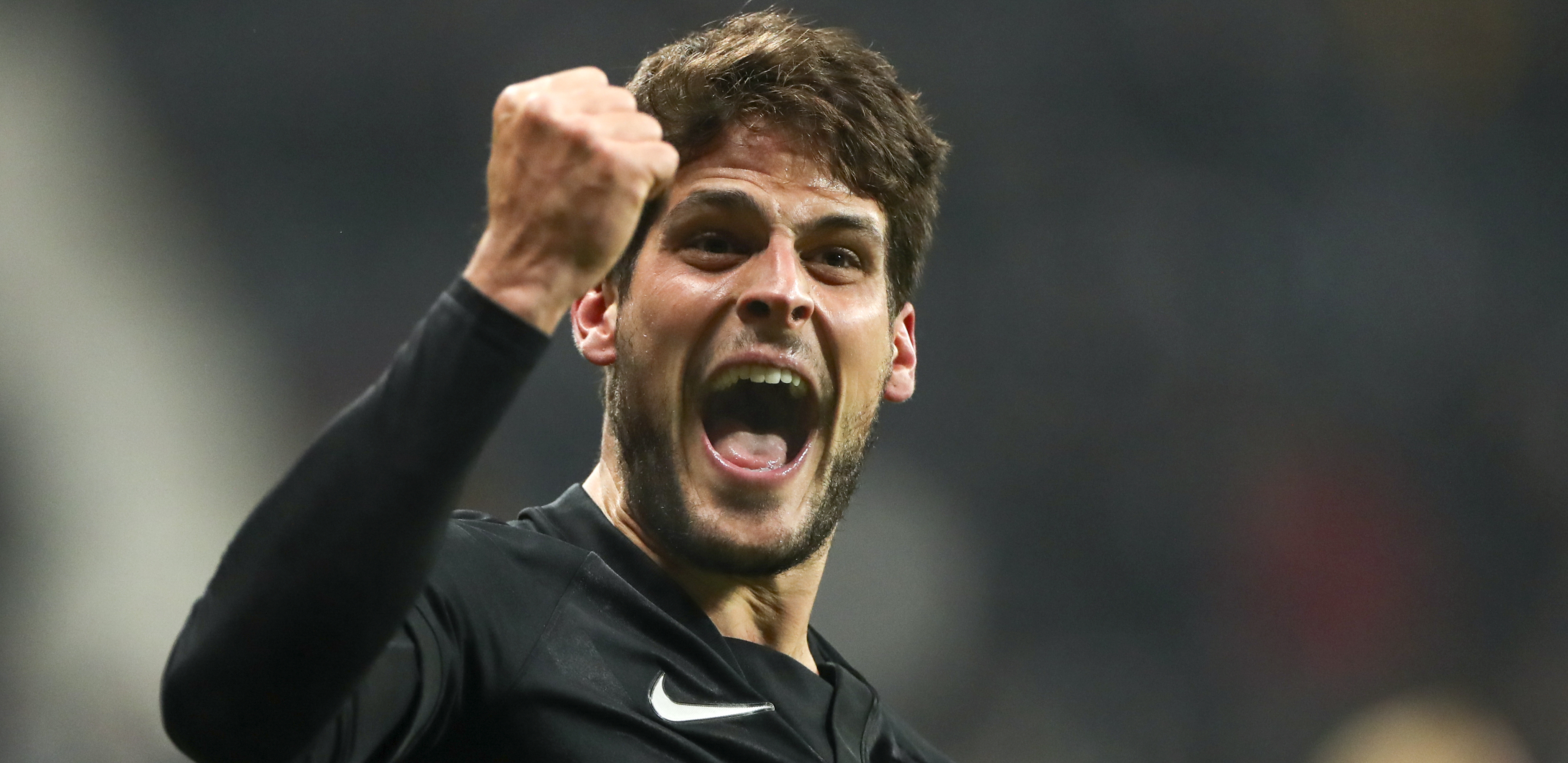 SRBIN ZA SPAS U NADOKNADI Filip odveo Ajntraht u narednu rundu (VIDEO)