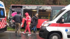 POSLE UDESA KOD UMKE Prijava protiv vozača koji je udario u autobus