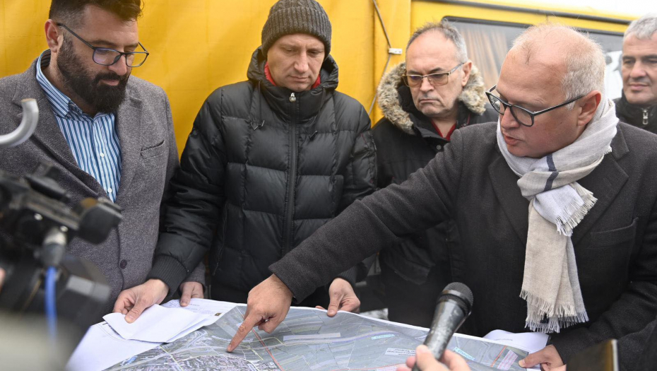 ZAMENIK GRADONAČELNIKA NA RADOVIMA U BATAJNICI Gradimo obilaznicu za građane Šangaja