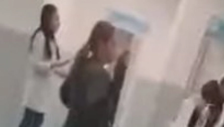 Ranjenici dovezeni u bolnicu: Nov snimak nakon haosa kod Dečana (VIDEO)