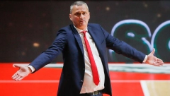 ZVEZDA RAZMONTIRANA, NAVIJAČI SE BRINU Trener Radonjić ima po jednu dobru i lošu vest