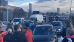 POSLEDNJE UPOZORENJE Demonstrantima koji blokiraju saobraćajnice preti krivična ili prekršajna odgovornost