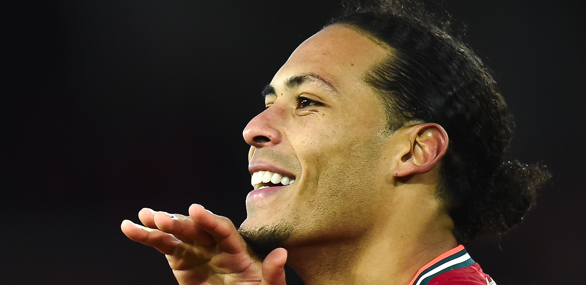 PRIZNAO, PA PONOVO KAŽNJEN Van Dajku dodatni meč suspenzije