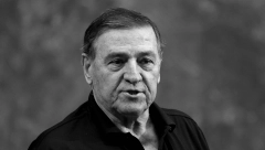 DOSAD NEVIĐENE FOTOGRAFIJE MILUTINA MRKONJIĆA Sa sestrom Nadom u majčinom naručju