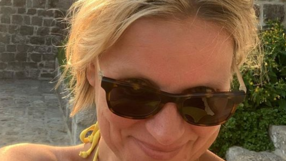 TADA OSTAJETE SAMI NA SVETU! Glumica na snimanju serije saznala da joj je majka preminula, pa otišla samo na 20 minuta da se oprosti od nje!