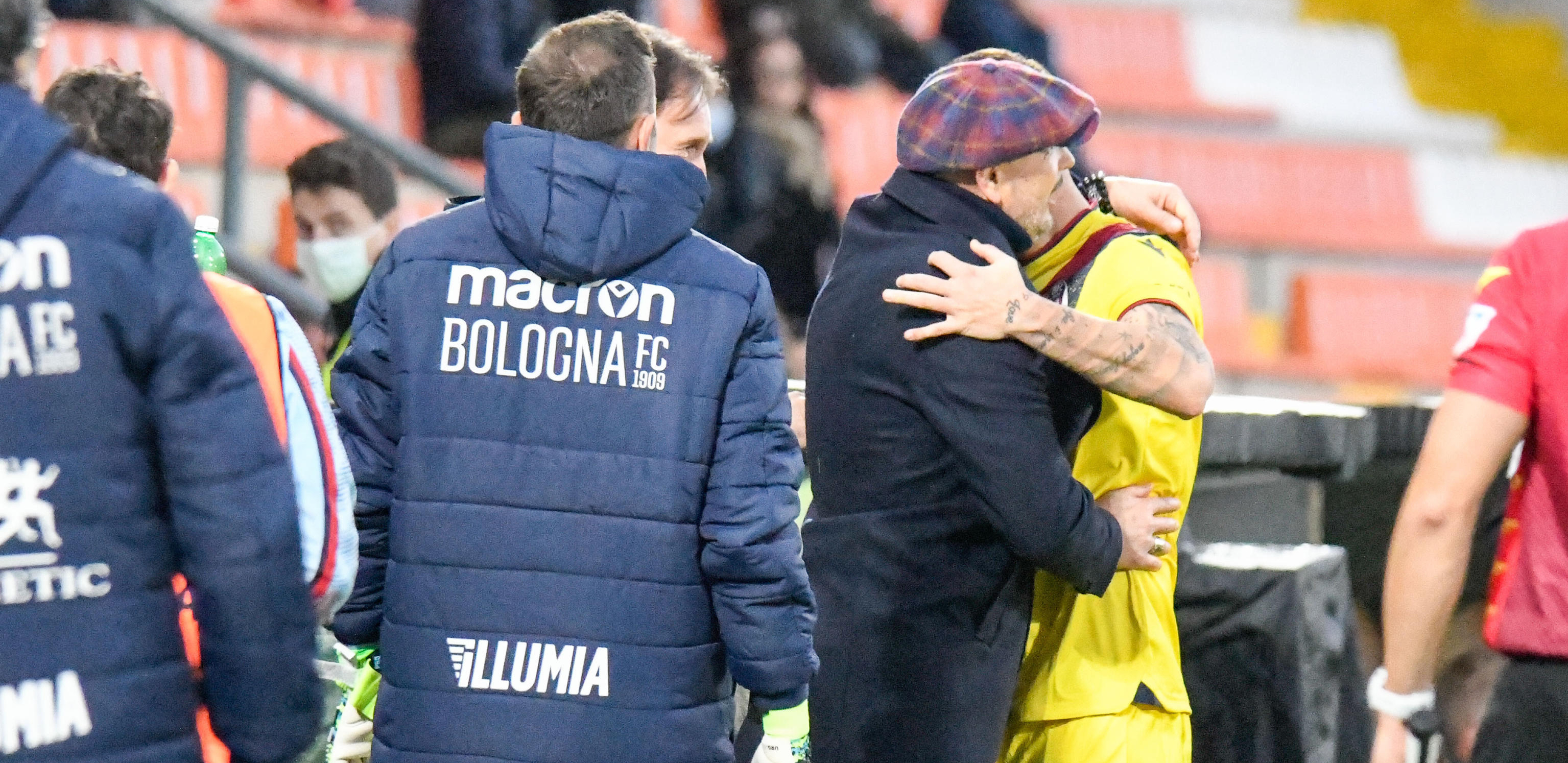 OPROŠTAJ POSLE TRI GODINE Siniša Mihajlović napisao emotivno pismo na rastanku od Bolonje