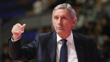 MALER ZA MALEROM Pešić saopštio loše vesti: Avramović možda slomio ruku, Bjelica obnovio povredu