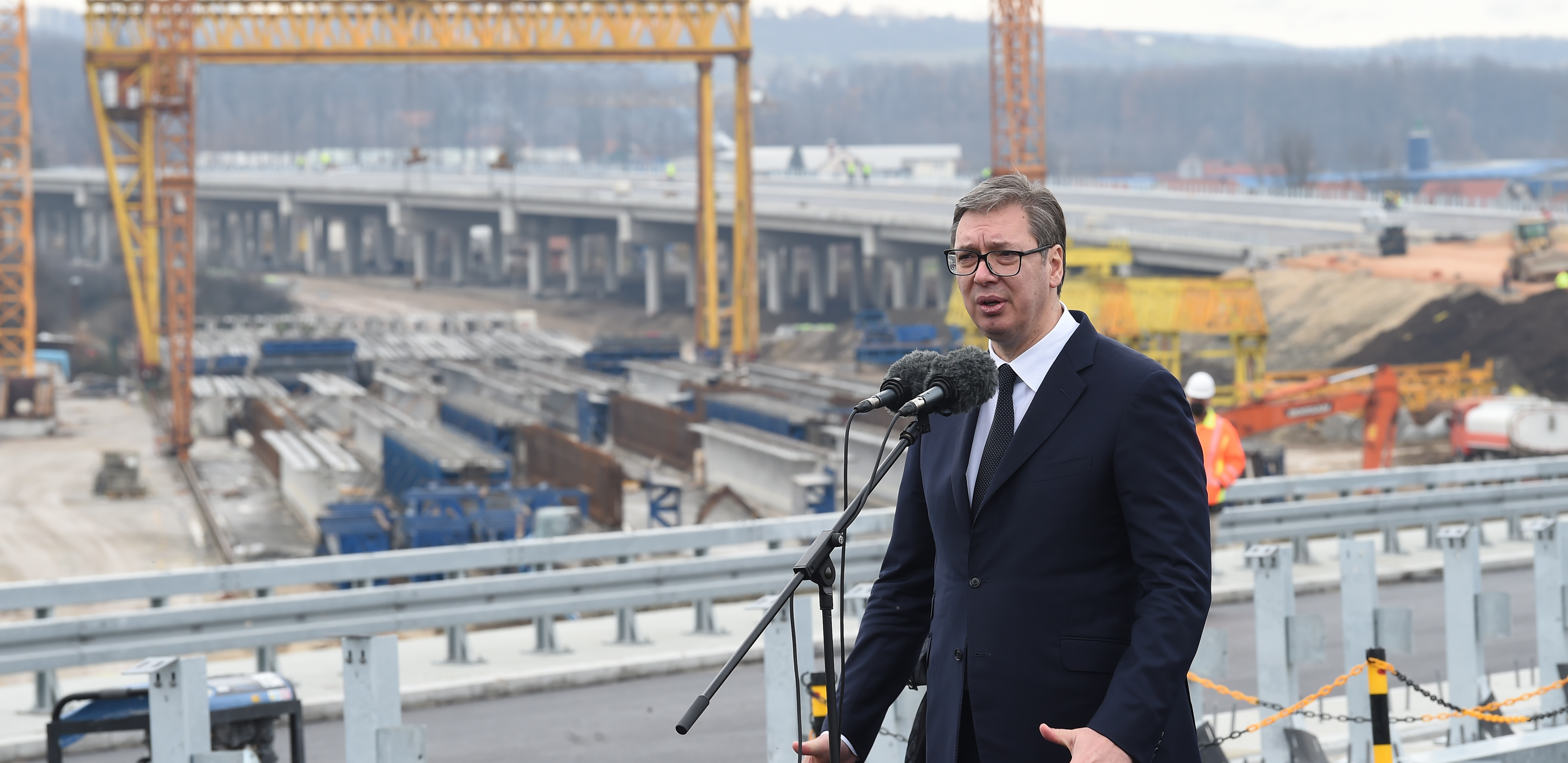 PREDSEDNIK OBILAZI RADOVE NA IZGRADNJI METROA Vučić sutra na Makiškom polju