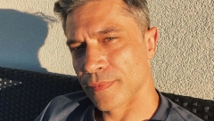 INTIMNE SCENE SA DVE DEVOJKE! Žene su poludele za ovim glumcem!