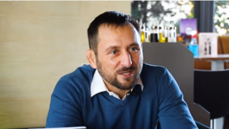 ŠOKANTNO! Mihajlova prostitutka je voditeljka sa nacionalne televizije, evo ko je u pitanju!