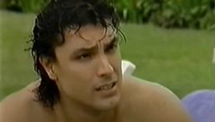 LJUBIO JE KASANDRU, A DAME SU "UMIRALE" ZA NJIM Popularni GLUMAC je ušao u SEDMU deceniju, i izgleda FANTASTIČNO, posebno BEZ MAJICE! (FOTO)