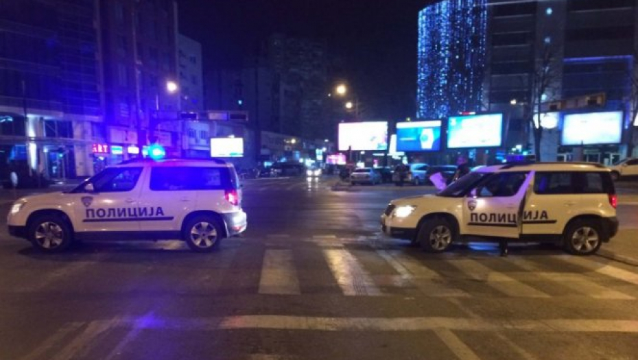 20 GODINA ROBIJE ZA UBISTVO U NIŠKOM BEVERLI HILSU Radojković doneo supruzi namirnice, pa zasut mecima ispred kuće - Mitićeva osveta zbog Mercedesa