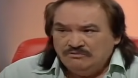 OGLASILA SE SUPRUGA MIŠE KOVAČA Otkrila kakvo je stanje legendarnog pevača koji je danima u bolnici!