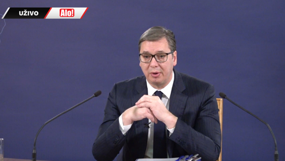 LAŽI SU DEO HIBRIDNOG RATA Vučić: Ja sam na svog sina ponosan, on radi u jednoj vinoteci u Beogradu