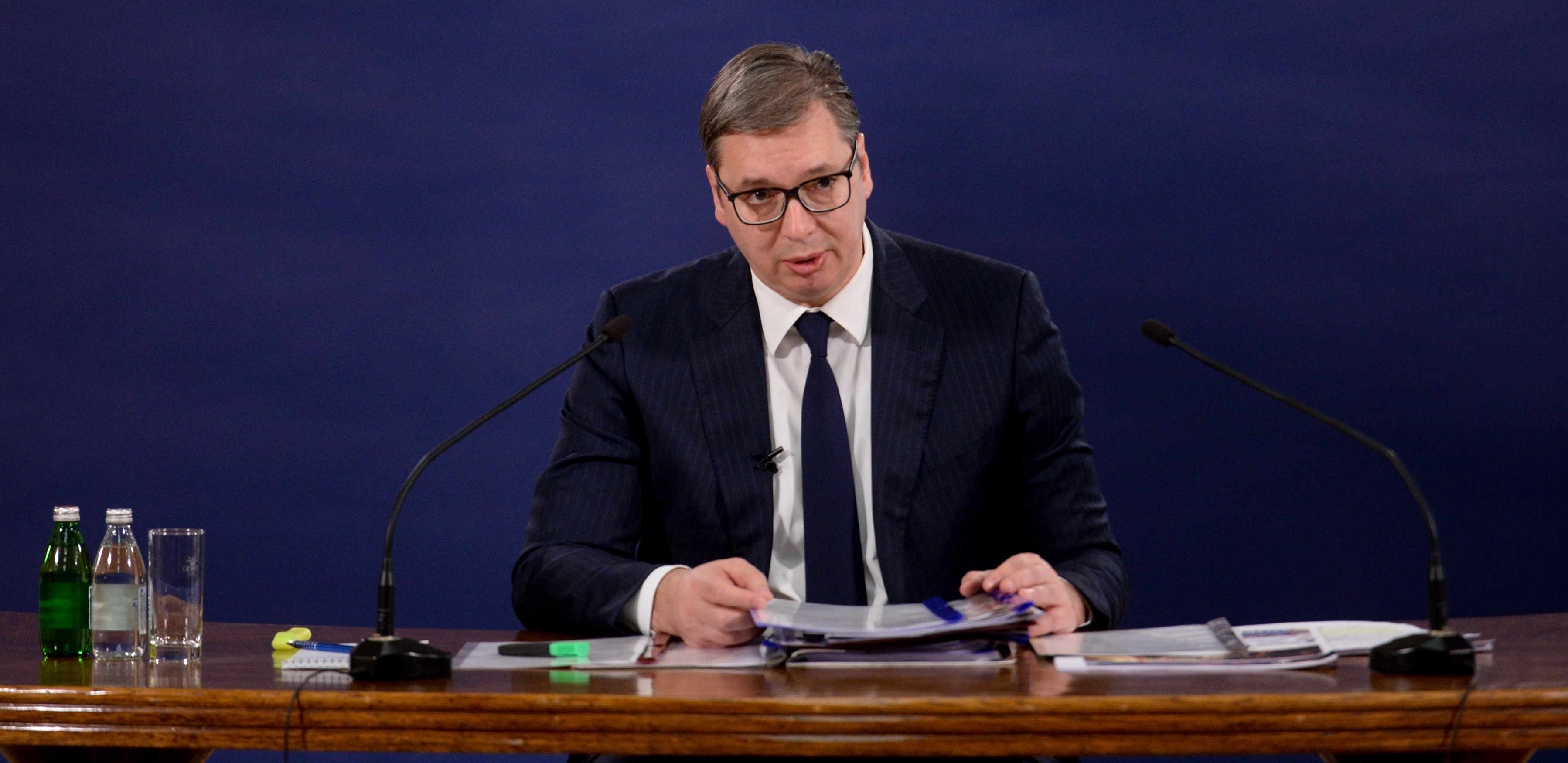 VUČIĆ DONEO HRABRE ODLUKE! "Povlačenje zakona je bila državnička odluka predsednika!" (VIDEO)