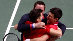 SVEMOĆNI ĐOKOVIĆ! Srbija posle preokreta srušila Kazahstan, za finale Dejvis kupa protiv Hrvatske!