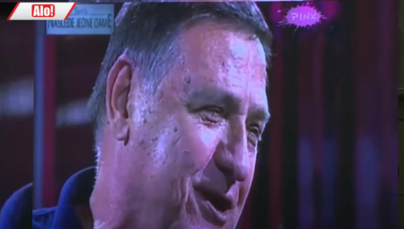 "VIĐATE LI MOJU MAJKU, ŠTO NA NEBU ŽIVI SAMA" Mrkonjić je uz ovu pesmu stalno plakao, a evo uz koju će biti sahranjen! (FOTO/VIDEO)