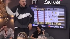 ORI SE BELA KUĆA! Car najgnusnije izvređao Dalilu, udario i na njenu porodicu, a sve to zbog ljubomore prema Kariću!