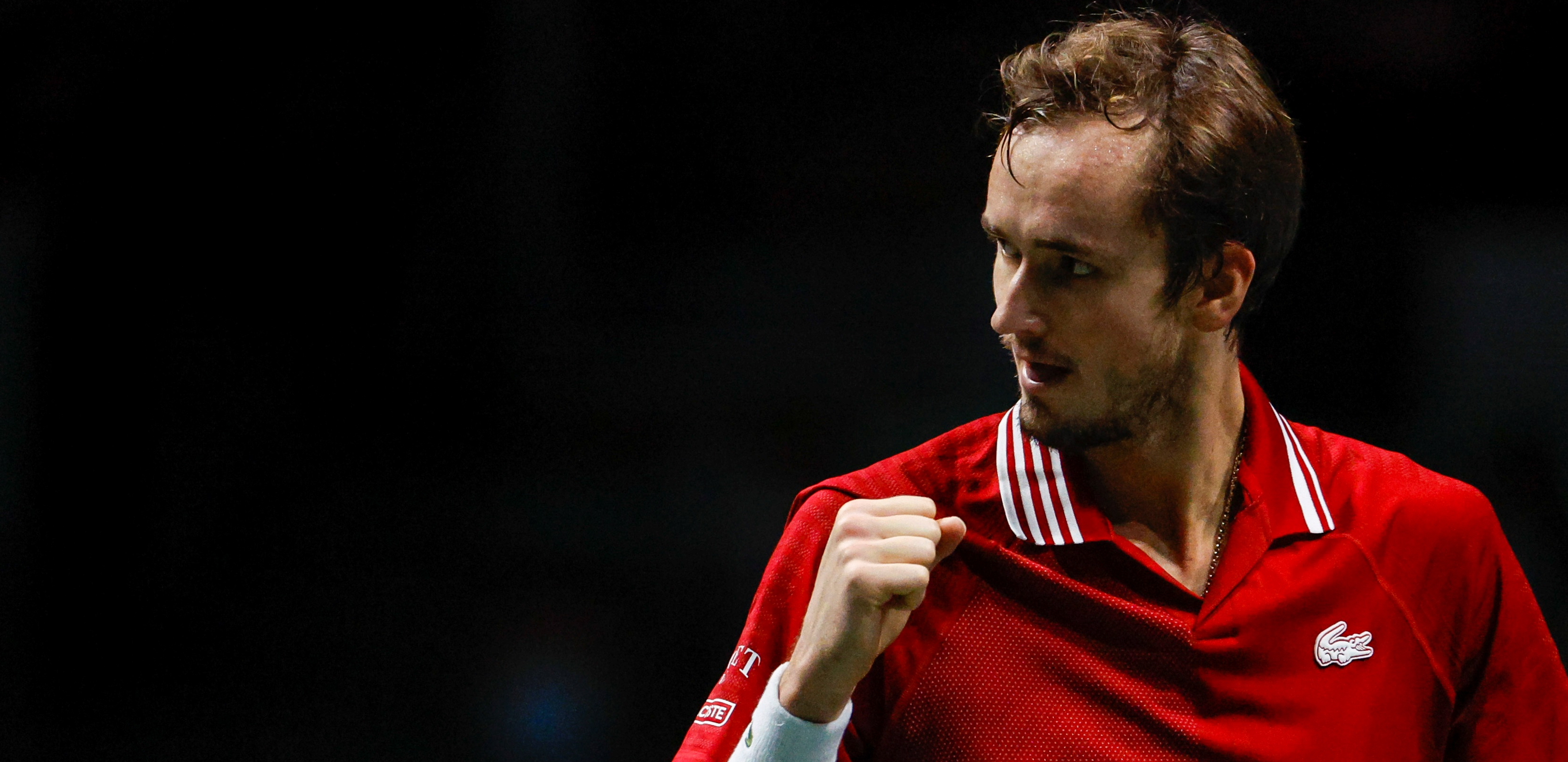 SRBIJA SAZNALA IME POTENCIJALNOG RIVALA U FINALU Rusi lako sa Šveđanima, na pomolu epska bitka Novaka i Medvedeva