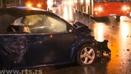STRAVIČNA NESREĆA KOD HRAMA SVETOG SAVE Saobraćaj blokiran!