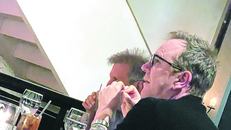 EKSKLUZIVNO ALO! U NJUJORKU Ulovio američkog predsednika na večeri