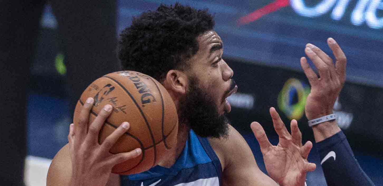 ŠTA TI PRIČAŠ? Jokić ga redovno uništava, a sada mu se zbog izjave smeje ceo NBA!