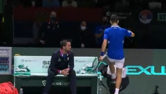 NOVAK NE MOŽE DA SE POMIRI SA PORAZOM! Iz ovoga se jasno vidi koliko je Đokoviću teško! (VIDEO)