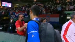 VELIKI I U PORAZU! Ono što je Đoković uradio posle poraza od Hrvatske oduševilo je ceo svet! (VIDEO)