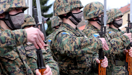 Zvaničnici EU "ispravljaju" Inckov zakon, jer preti rat?