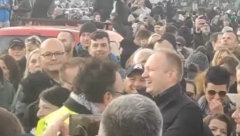 "LOPOVI! BANDO!" Đilas izviždan, smejao se ljudima i napravio razlaz na protestu, po ušima dobili i njegovi podrepaši Marko Vidojković i Nenad Kulačin! (VIDEO)