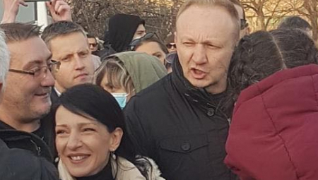 NEMA OBRAZA Kakvo licemerje i bestidni bezobrazluk Đilasove Marinike!