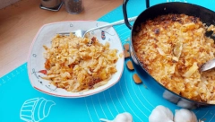 STARINSKI RECEPT ZA POSNU SARMU Savršenija i ukusnija od one sa mesom (VIDEO)