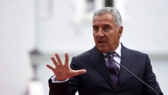 HISTERIČNOG ĐUKANOVIĆA PREGAZILO VREME Izlivi mržnje i frustracija u govorima predsednika Crne Gore