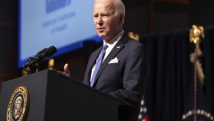 BAJDEN IZVESTIO KONGRES: U NATO snagama na KiM 561 američki vojnik