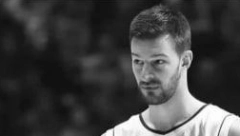 ZNAM DA SI SADA JEDAN OD ANĐELA! Poruka sestre Stevana Jelovca kida dušu!