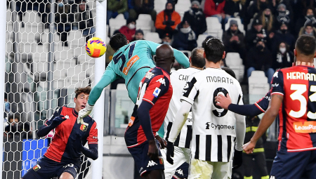 PIKSI, TI LI SI? Fudbaler Juventusa postigao nesvakidašnji gol - pravo iz kornera matirao golmana! (VIDEO)