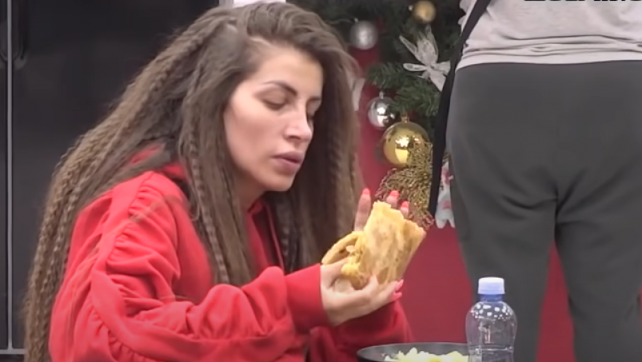 IPAK GA I DALJE VOLI Dalila ovim potezom jasno stavila do znanja da joj je stalo do Dejana!