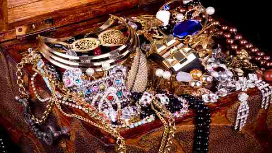 IZGUBLJENO BLAGO POPA MARTINA I SRPSKIH VLADARA Svi znaju da postoji, ali ga niko nije pronašao, a arheolozi otkrivaju gde bi trebalo da potražite!