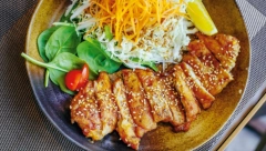 PILETINA SA KROMPIROM Spremite ručak za desetku