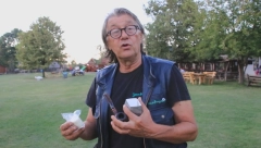 POTRAŽNJA U SRBIJI OGROMNA, PIJU GA I BEBE! Slobodan litar mleka ove životinje proda za 50 evra (FOTO)