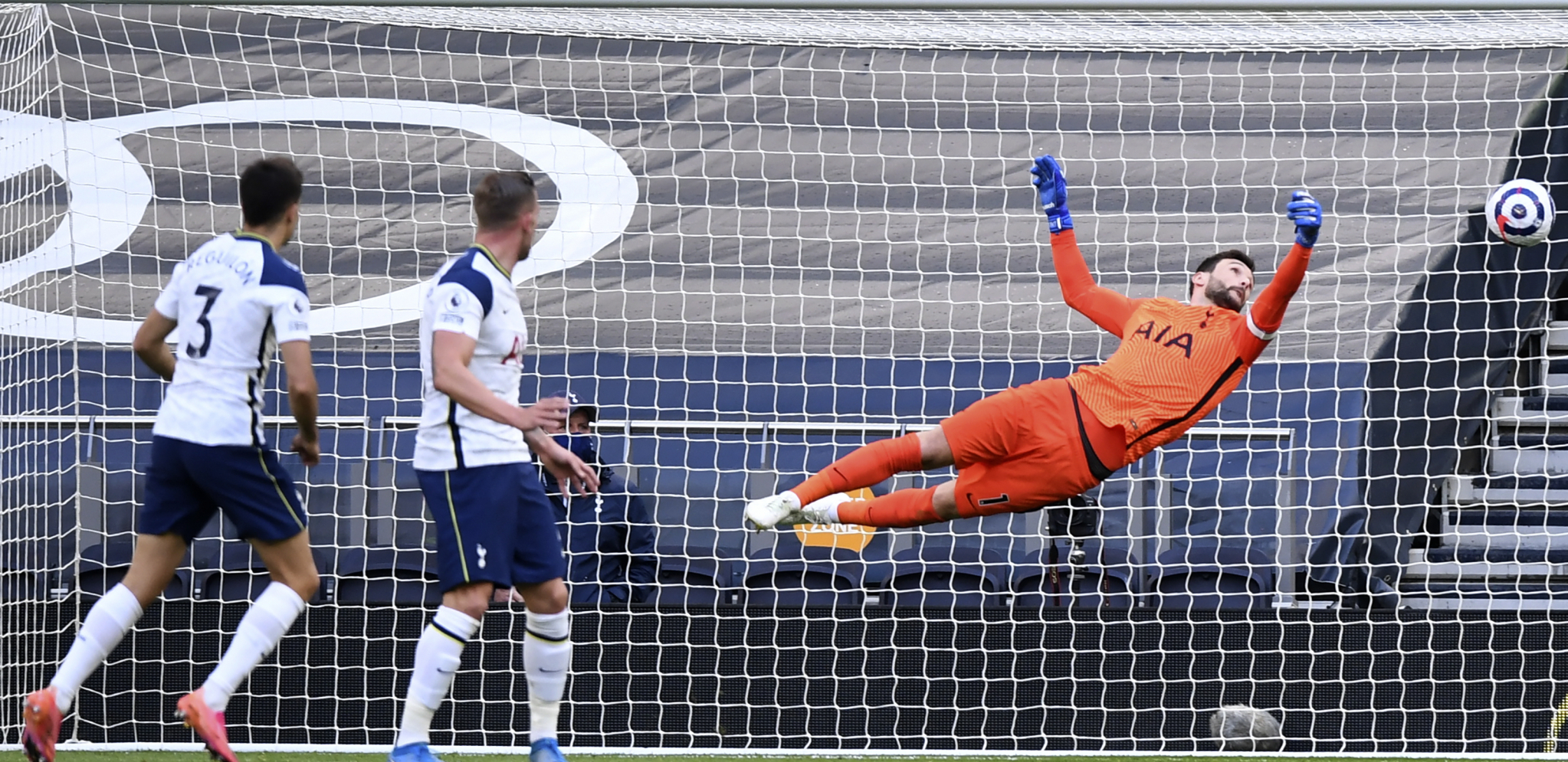FUDBALER TOTENHEMA ZAVAPIO Nemojte da me prodate! (FOTO)