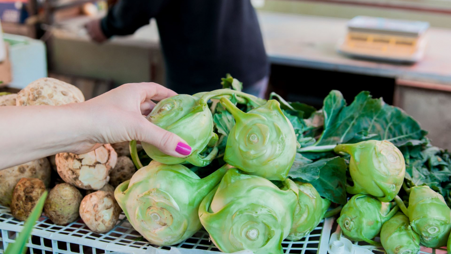 OVO SU RAZLOZI ZBOG ČEGA TREBA DA UVRSTITE KELERABU U ISHRANU Štiti organizam od infekcija i podiže imunitet