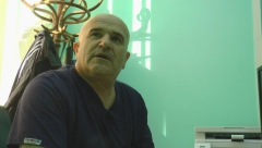 DOKTOR ZLATNIH RUKU Kod Seada iz Sjenice ljudi dolaze bolesni, a odlaze zdravi (FOTO)