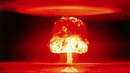 ZAPADNI MEDIJI HUŠKALI NA TREĆI SVETSKI RAT! Udar ukrajinskog projektila u Poljskoj iskorišćen za brutalnu kampanju protiv Moskve