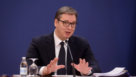 VELIKE VESTI Vučić: Prosečna plata će već u decembru biti 600 evra!
